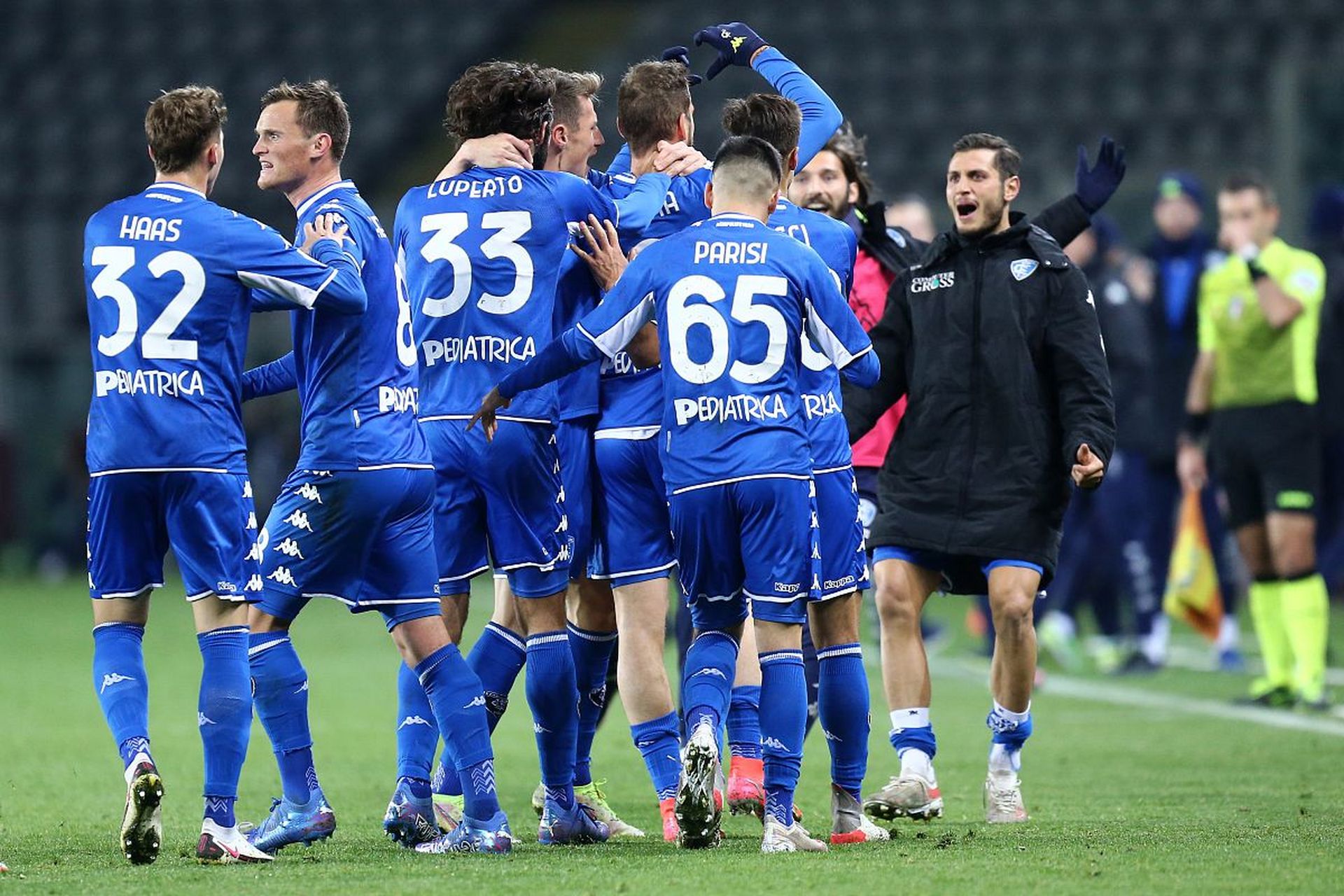 想让球员留 想让球员留