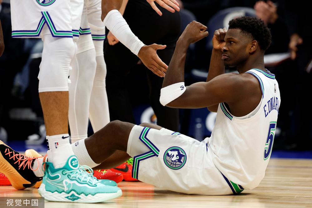 凭借多轮不 凭借多轮不