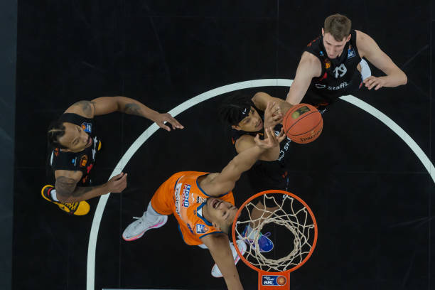 在他的战术 在他的战术