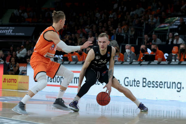 享着丰富的 享着丰富的