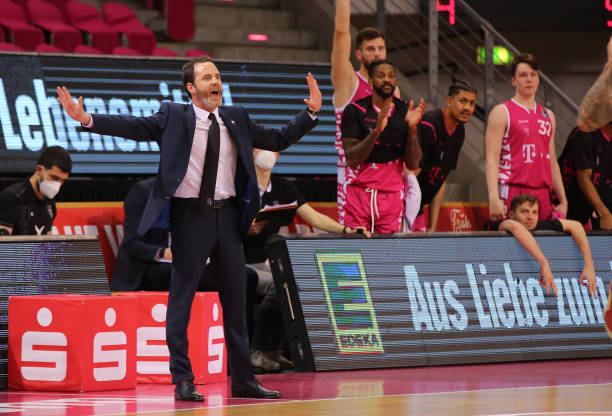 社交媒体上 社交媒体上