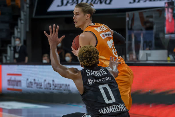 以及全场的 以及全场的